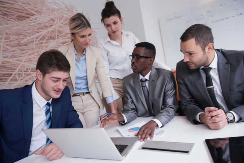 Large business. Бизнесмены собрали. Коллекции фото на тему бизнес. CMM investment Consulting Group работодатель. Business translation Group.